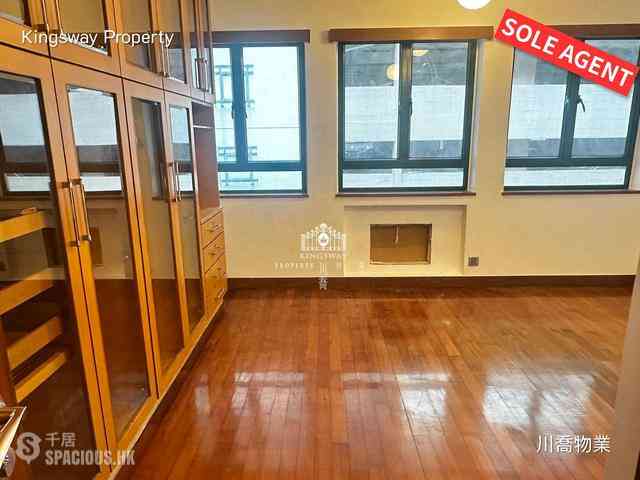 Mid Levels Central - Ivory Court 08