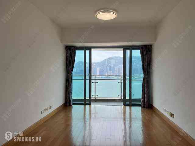 West Kowloon - The Harbourside Block 2 01