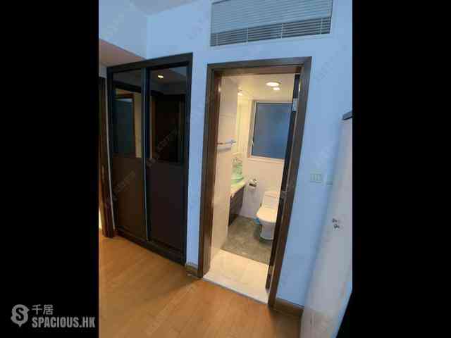 West Kowloon - The Harbourside Block 2 11