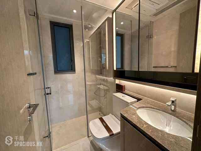 Wong Chuk Hang - The Southside Phase 1 Southland Tower 2A 02