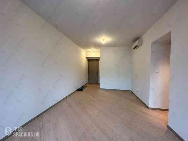 Wong Chuk Hang - The Southside Phase 1 Southland Tower 2A 03