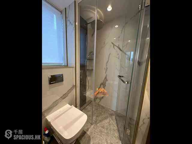 Sai Ying Pun - 15 Western Street 03