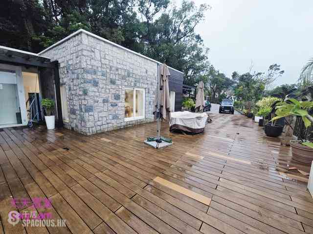 Clear Water Bay - Pik Uk 25