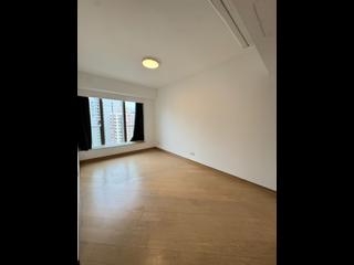 旺角 - 麥花臣匯1A座 05
