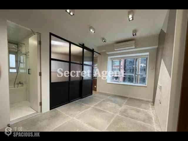 Mid Levels Central - Midland Court 01