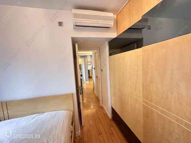 Wan Chai - The Zenith 07