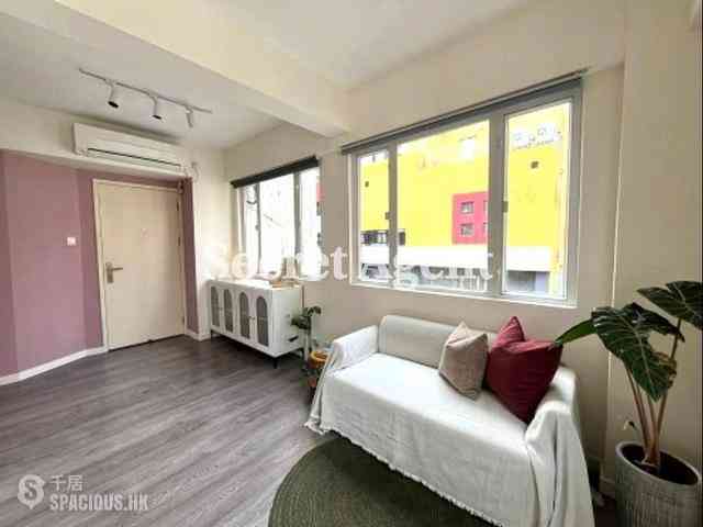 Wan Chai - Kin On House 04