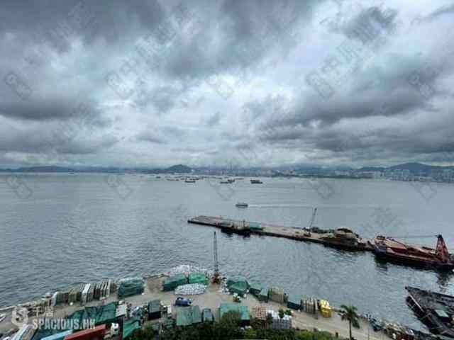 Shek Tong Tsui - Harbour One 02
