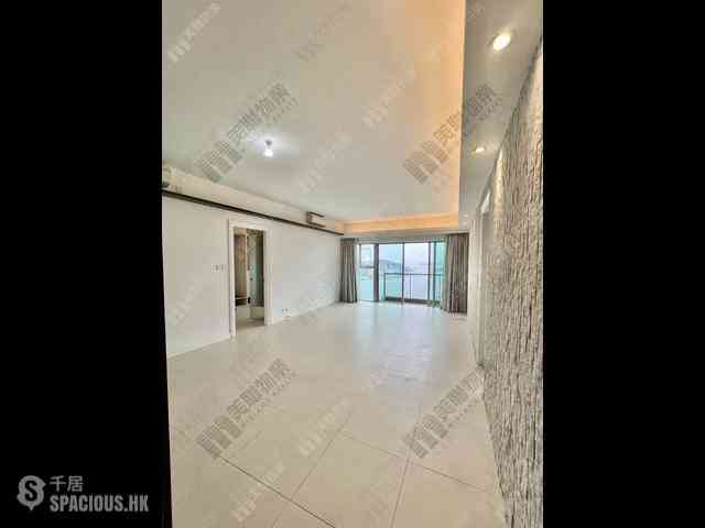 West Kowloon - Sorrento Phase 2 Block 1 05
