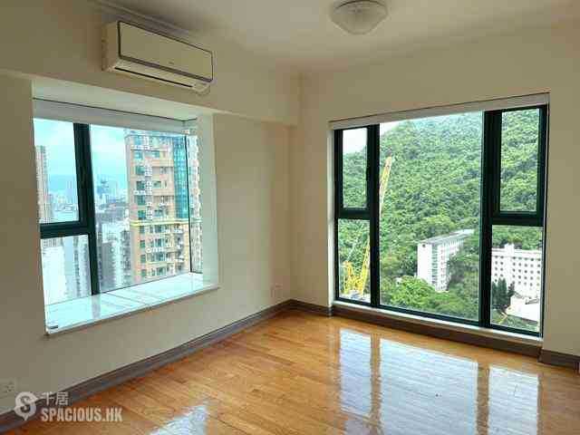 Kennedy Town - University Heights Block 2 05