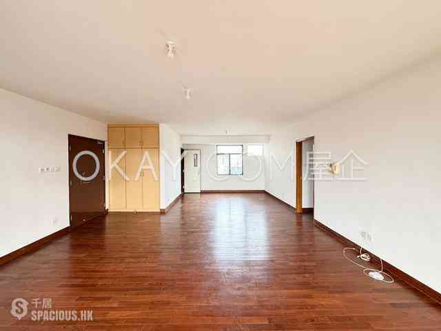 Yau Ma Tei - Wylie Court Block C 01