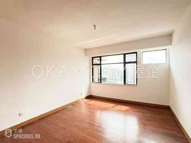 Yau Ma Tei - Wylie Court Block C 09