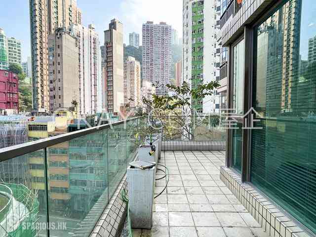 Wan Chai - The Zenith 04