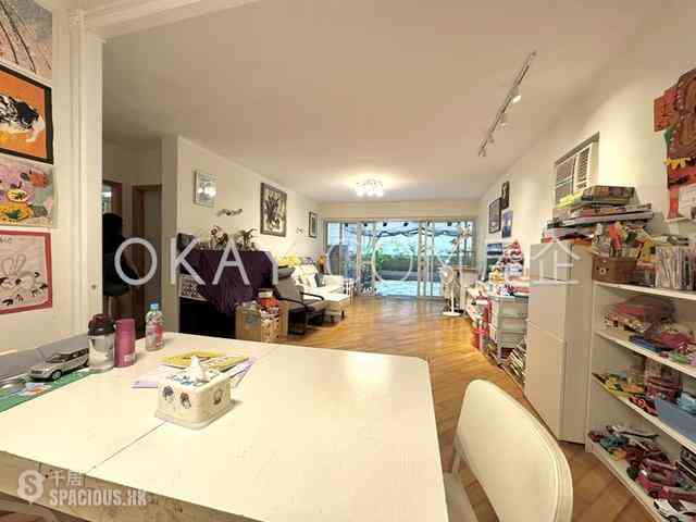 Pok Fu Lam - Baguio Villa Block 27 02
