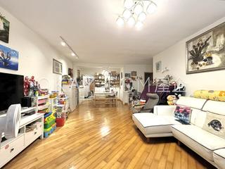 Pok Fu Lam - Baguio Villa Block 27 03