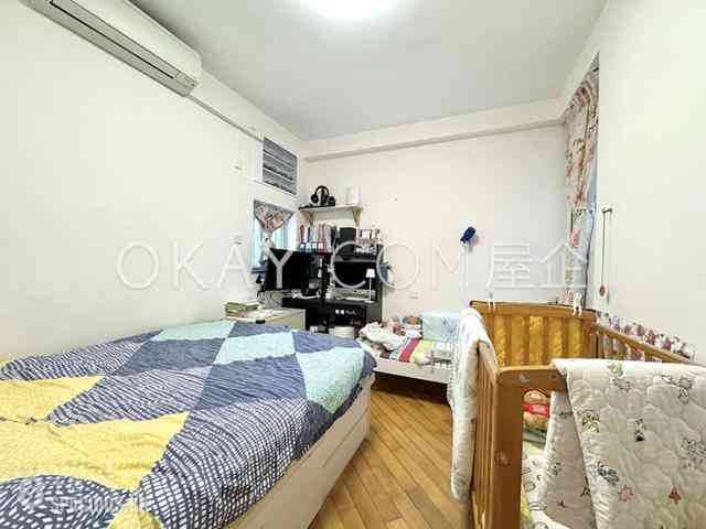 Pok Fu Lam - Baguio Villa Block 27 06