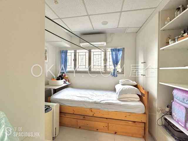 Pok Fu Lam - Baguio Villa Block 27 07