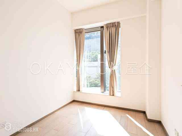 Shau Kei Wan - Island Garden 04