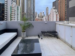 Wan Chai - Kin On Building 02