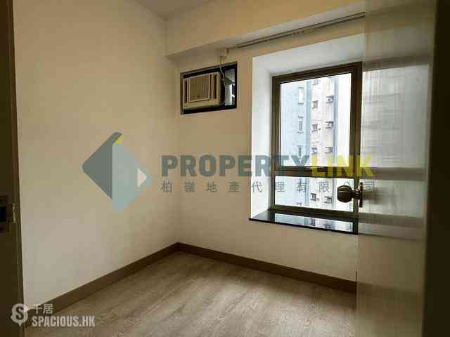 Kennedy Town - Wai Wah Court 13