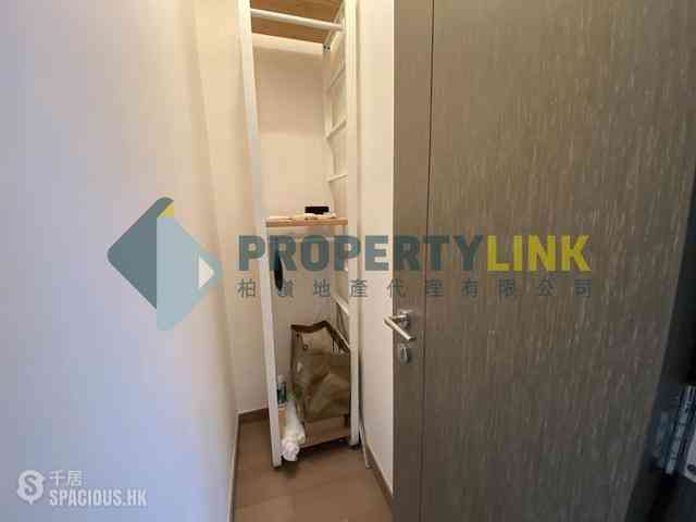 Soho - Centrepoint 06