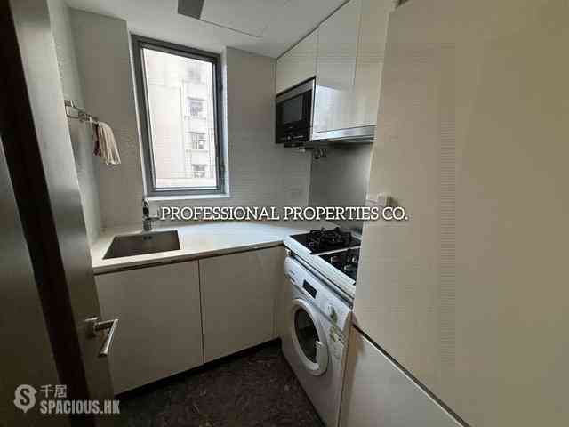 Soho - Centrepoint 06