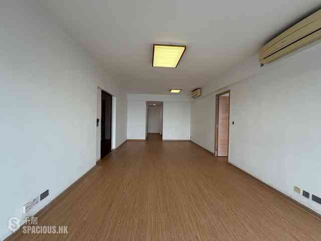 Wong Chuk Hang - Marinella 01