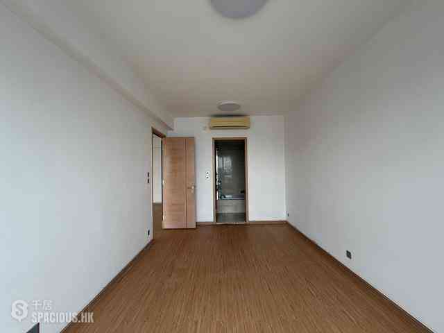 Wong Chuk Hang - Marinella 03