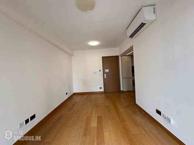Sai Ying Pun - The Nova 05