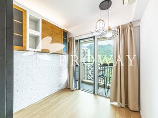 Kennedy Town - The Merton 04