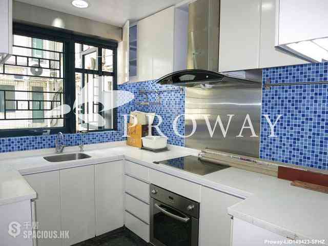 Clear Water Bay - Hillview Court 10