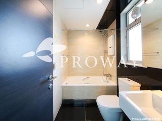 Sai Ying Pun - Centre Place 07
