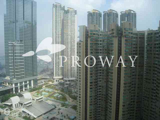 West Kowloon - The Arch 01