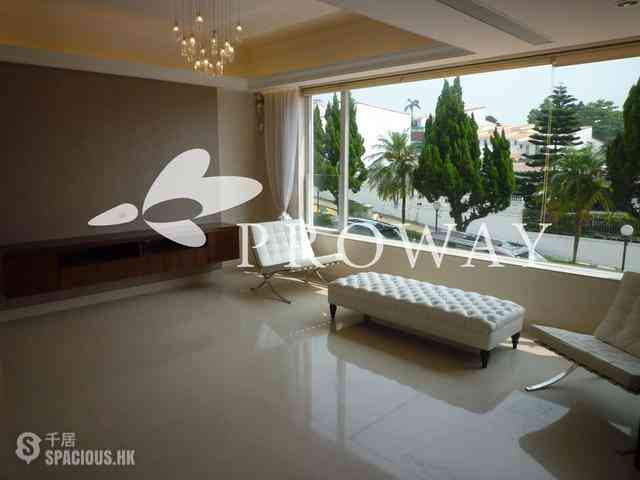 Clear Water Bay - Las Pinadas 01
