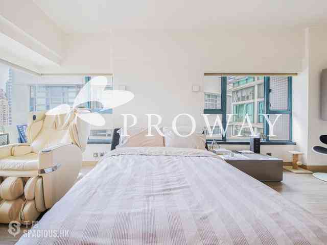 Mid Levels West - 80 Robinson Road 05