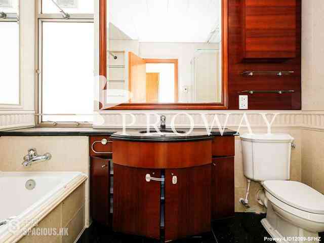 West Kowloon - Sorrento 06