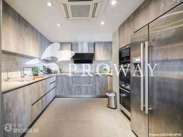 Mid Levels West - 80 Robinson Road 08