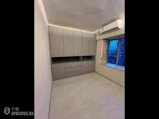 North Point - Island Place 04