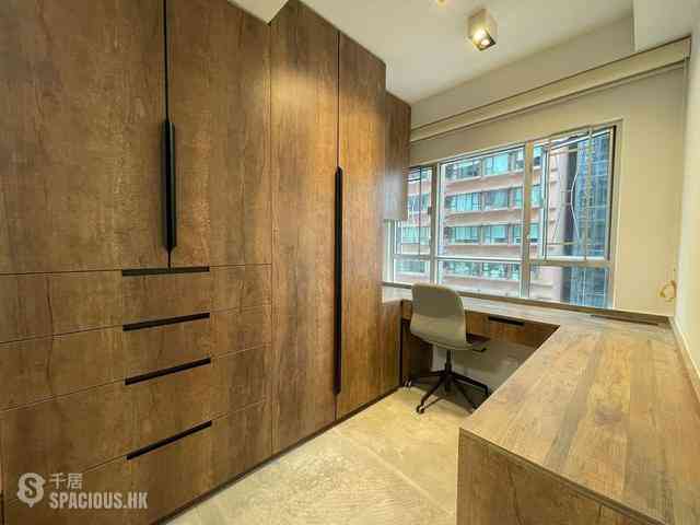 Mid Levels Central - Midland Court 06