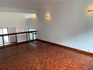 Mid Levels Central - May Tower Block 1 04