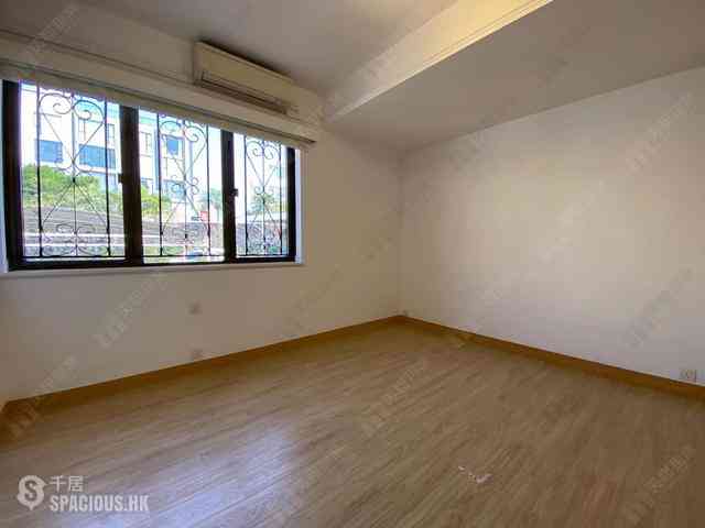 Chung Hom Kok - 19-25, Horizon Drive 08