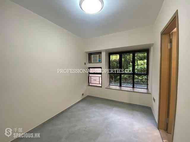 Mid Levels West - Scenic Garden 11