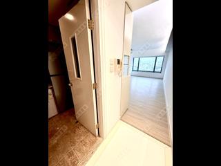 West Kowloon - Sorrento Phase 1 Block 6 06