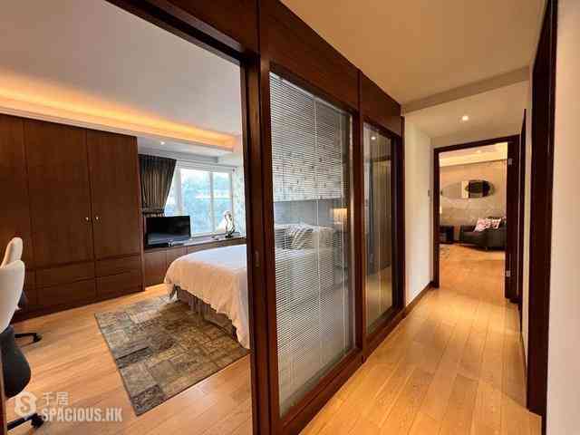 Mid Levels Central - Tregunter Tower 3 06