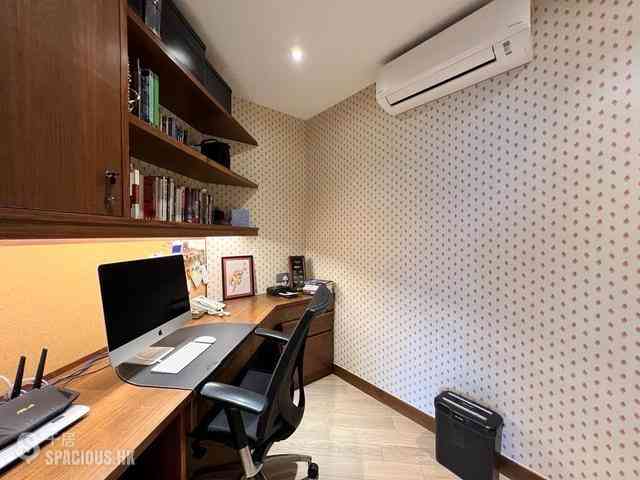 Mid Levels Central - Tregunter Tower 3 07