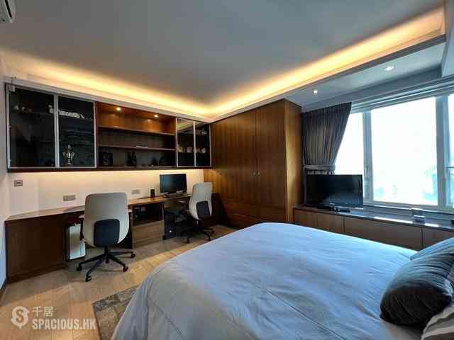 Mid Levels Central - Tregunter Tower 3 12