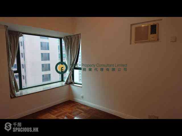 Mid Levels Central - Hillsborough Court 06