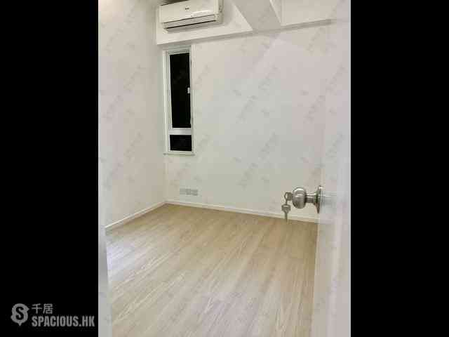 Sai Ying Pun - Rhine Court Block B 11