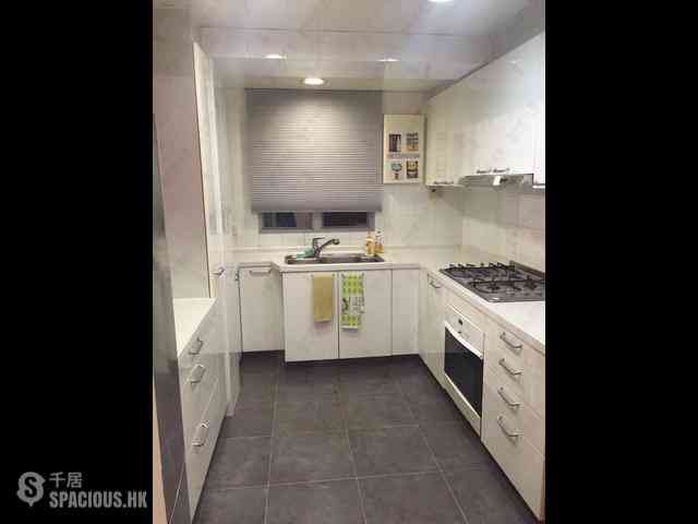 Mid Levels West - Realty Gardens Rome Court (Block 4) Rome Court 08