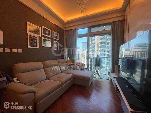 Wan Chai - The Avenue 03